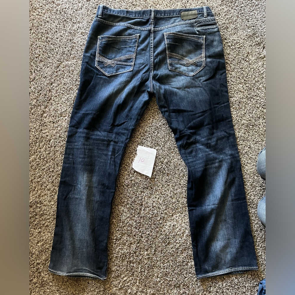 BKE bootleg Tyler 42XL in great used condition!